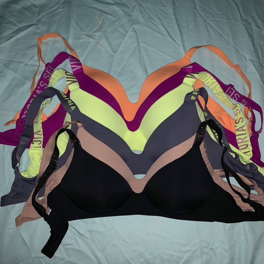 Victoria’s Secret bras 34 C